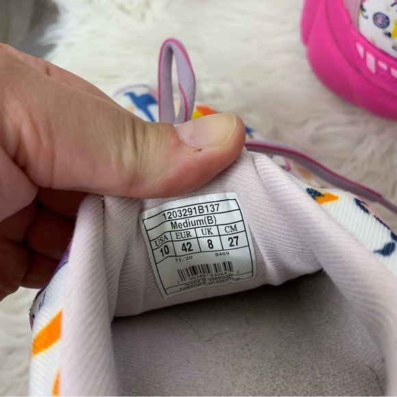 Brooks Women Empower Her Adrenaline GTS 21 Running Shoes Unity Together Sneakers - Picture 7 of 11